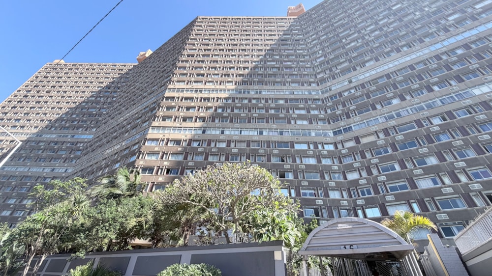 Apartment for sale in Amanzimtoti - 1WB1739342 Apartment for sale in Amanzimtoti - 1WB1739342