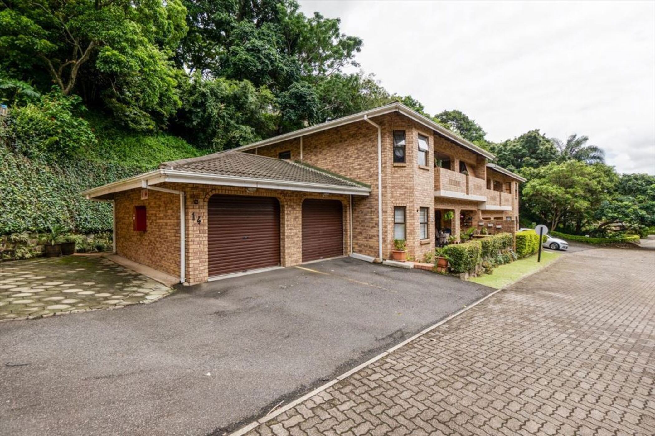 Apartment for sale in Amanzimtoti - 1WB1738997