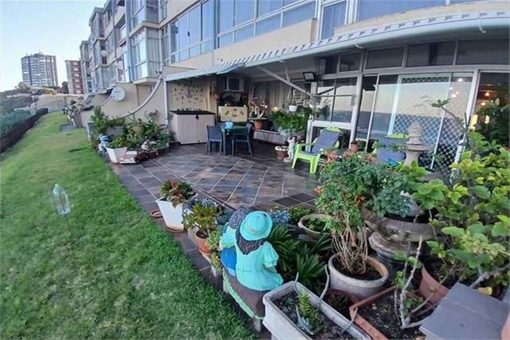 Apartment for sale in Amanzimtoti - 1WB1741277