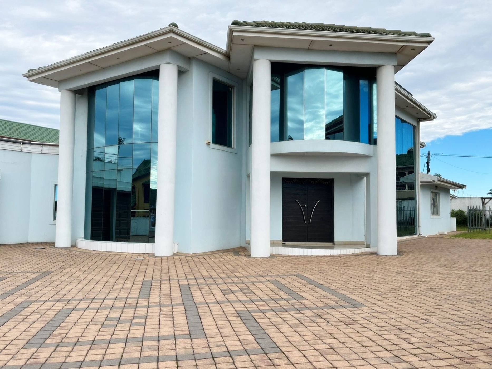 House for sale in Sunningdale, uMhlanga - 1ND1739012
