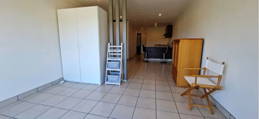 Studio apartment let in New Town Centre - 1ND1738635