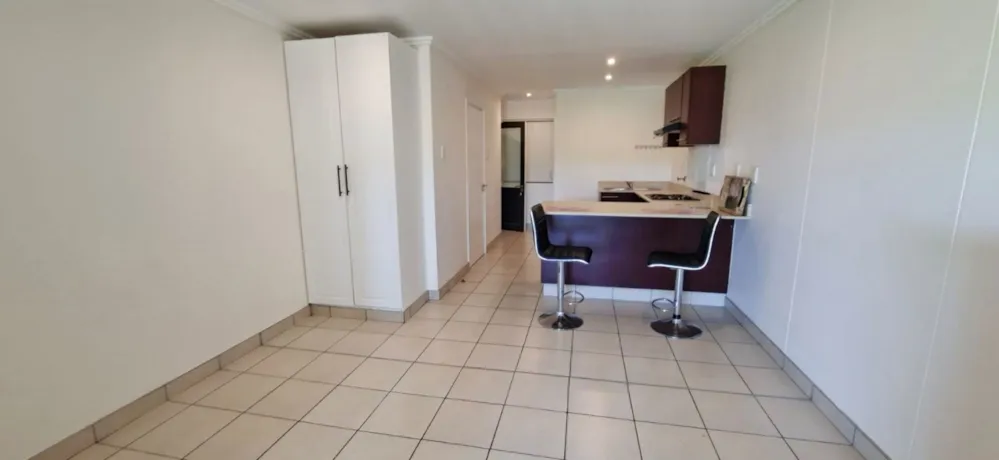 Studio apartment let in New Town Centre - 1ND1738635