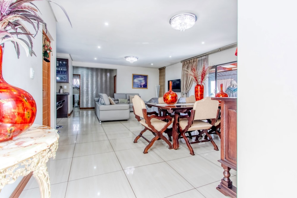 Security estate home for sale in Noordwyk - MR1741084