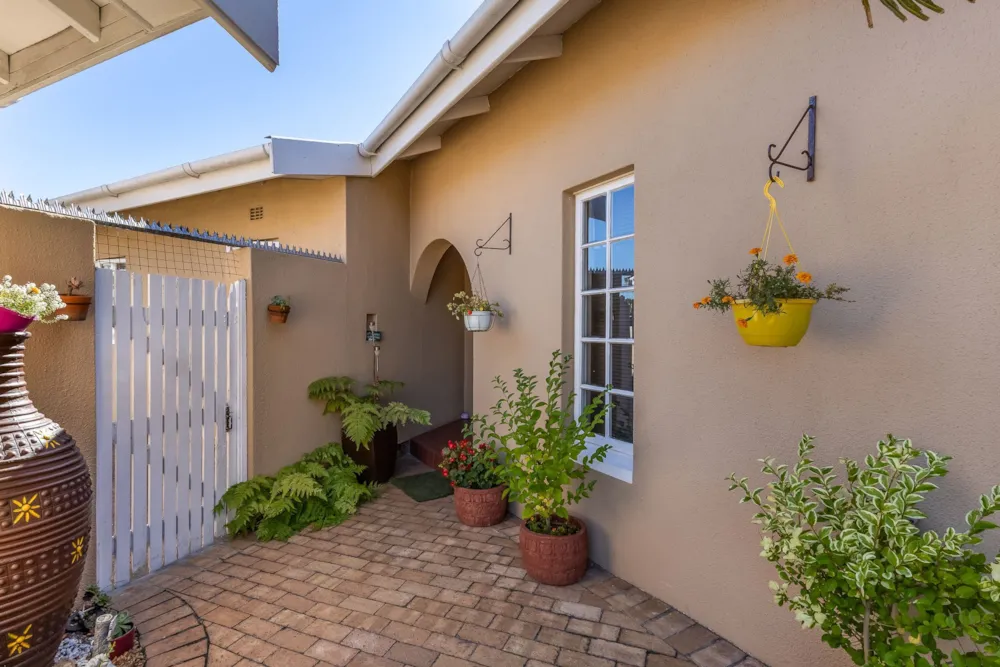 House sold in Protea Heights - 1BC1738177 House sold in Protea Heights - 1BC1738177