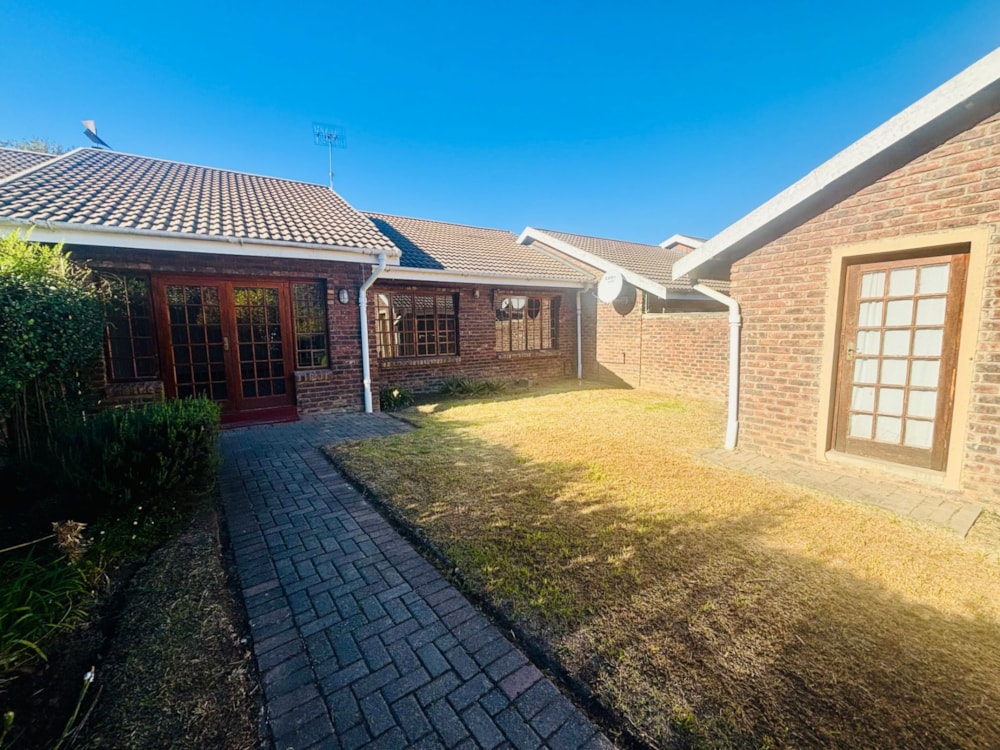 Apartment for sale in Kokstad - 1UB1739774 Apartment for sale in Kokstad - 1UB1739774