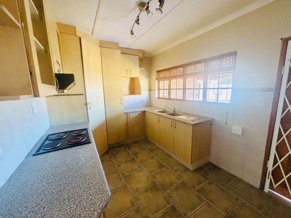 Apartment for sale in Kokstad - 1UB1739774 Apartment for sale in Kokstad - 1UB1739774