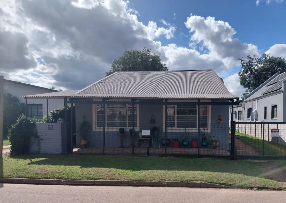 Cottage for sale in Heidelberg, Garden Route - 1SR1738960 Cottage for sale in Heidelberg, Garden Route - 1SR1738960