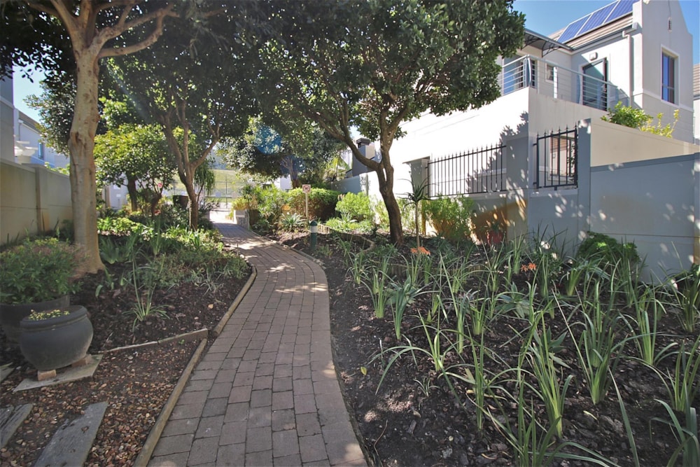 House sold in Plattekloof - 1PLA1738423
