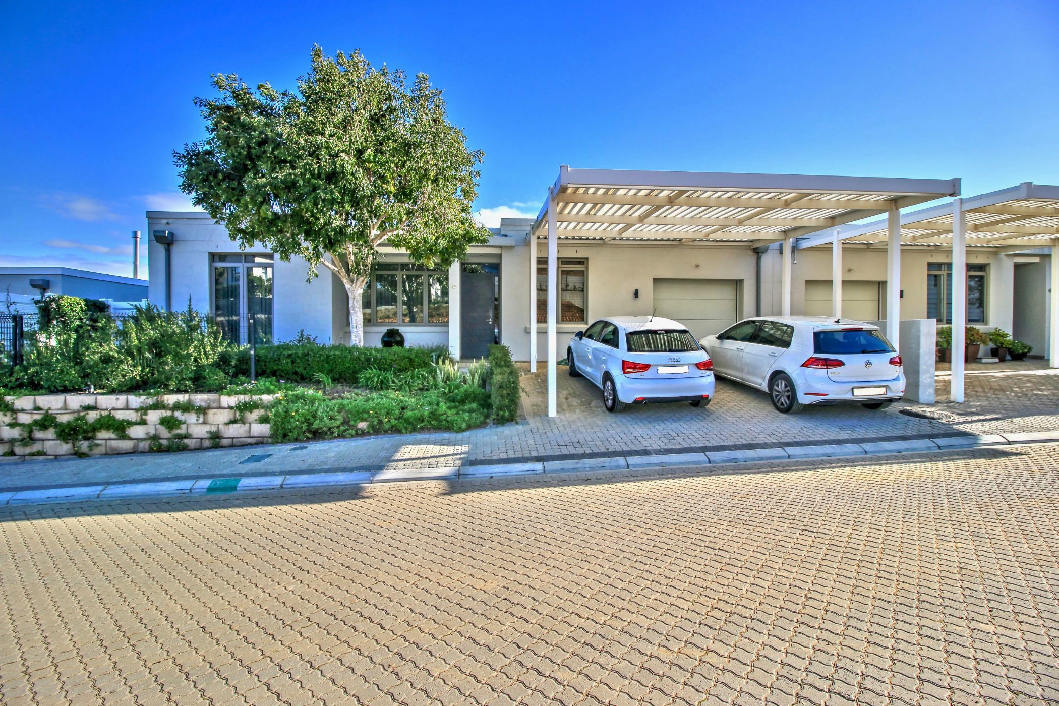 Retirement home to rent in Plattekloof - 1PLA1739879