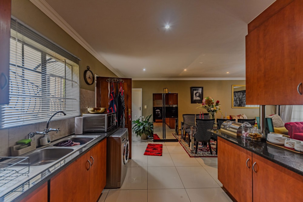 Townhouse for sale in La Montagne, Pretoria East - PT1740400 Townhouse for sale in La Montagne, Pretoria East - PT1740400