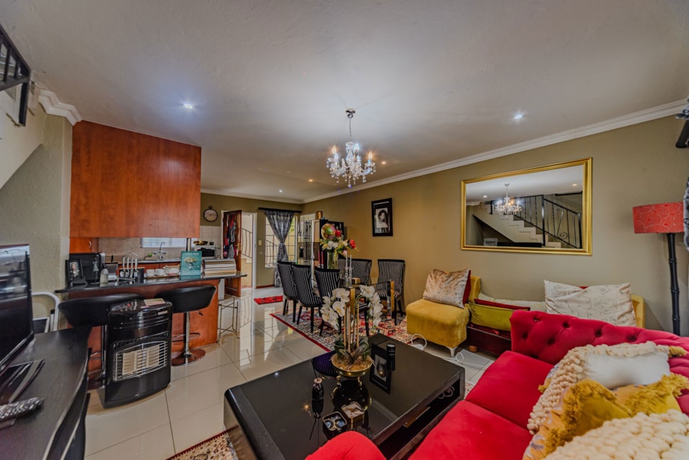 Townhouse for sale in La Montagne, Pretoria East - PT1740400 Townhouse for sale in La Montagne, Pretoria East - PT1740400