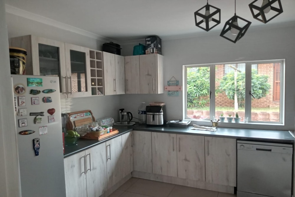 House for sale in Athlone Park - 1WB1741257