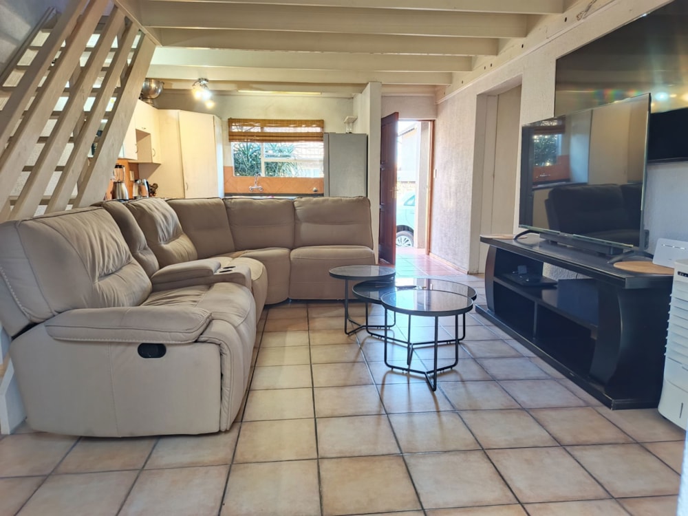 Apartment for sale in Pomona - KTP1740583 Apartment for sale in Pomona - KTP1740583
