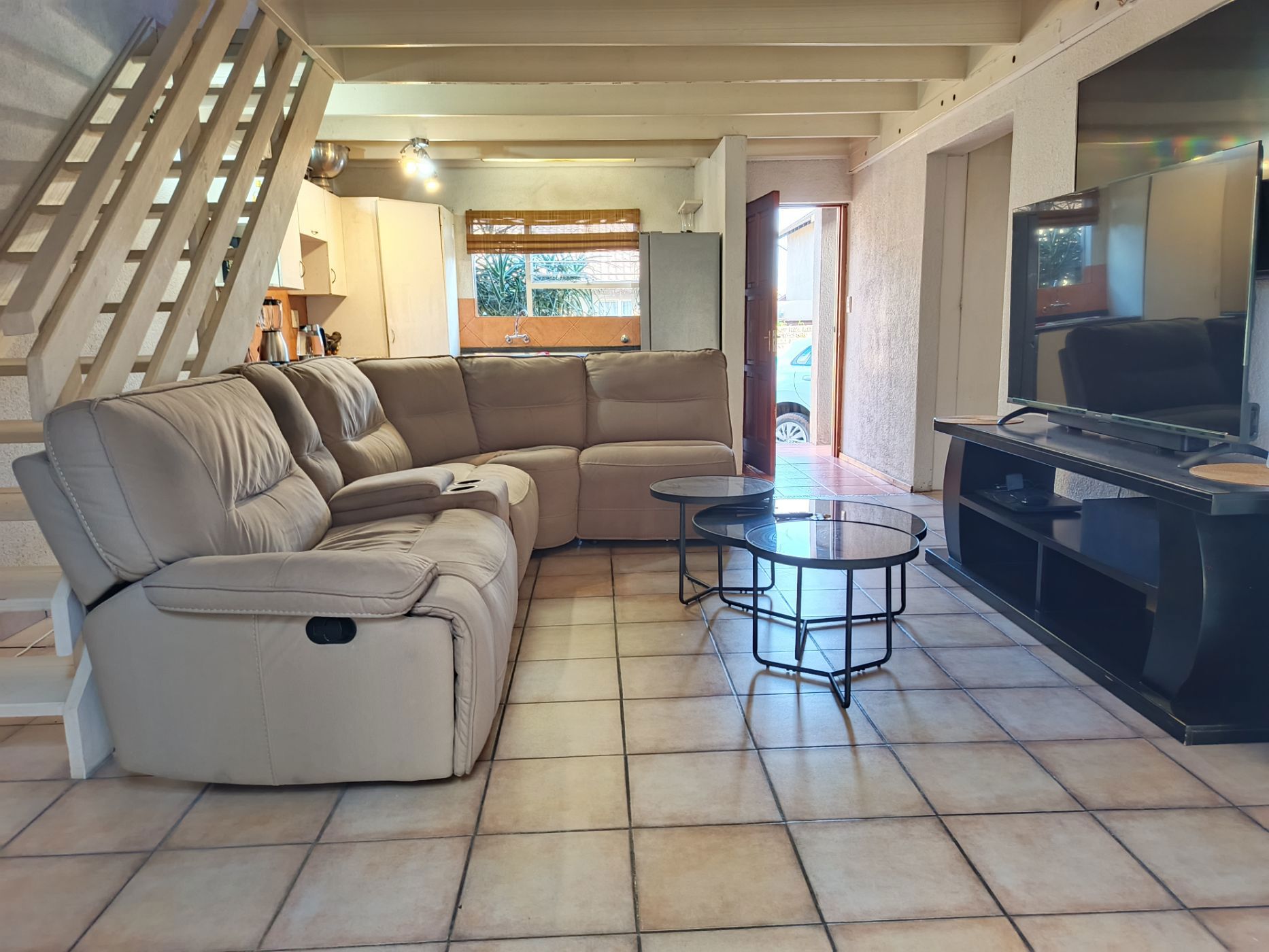 Apartment for sale in Pomona - KTP1740583