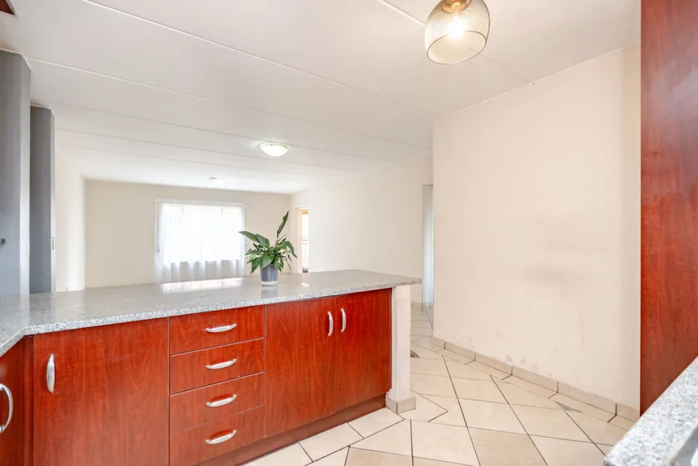 Apartment sold in Sundowner - RAN1733822 Apartment sold in Sundowner - RAN1733822