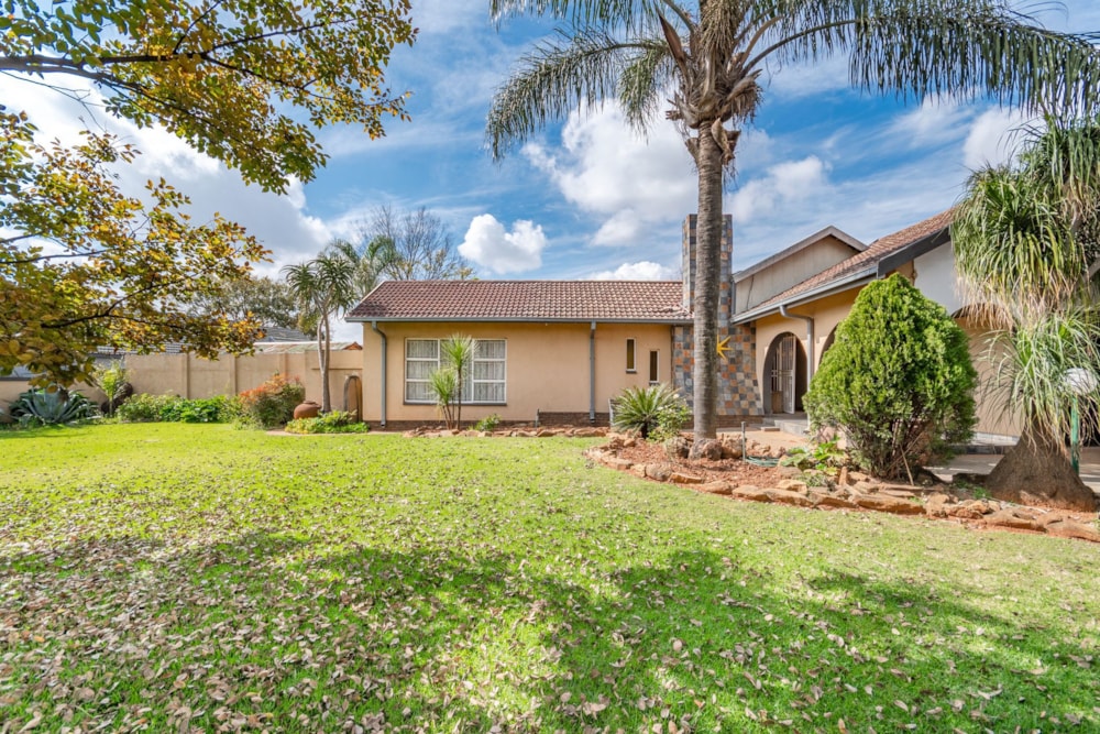 House for sale in Glen Marais - KTP1740822