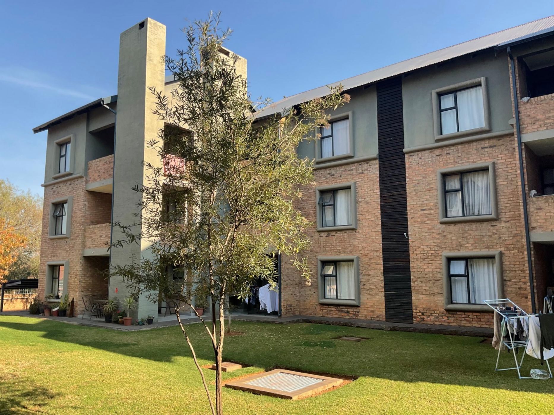 Apartment for sale in Pomona - KTP1740576