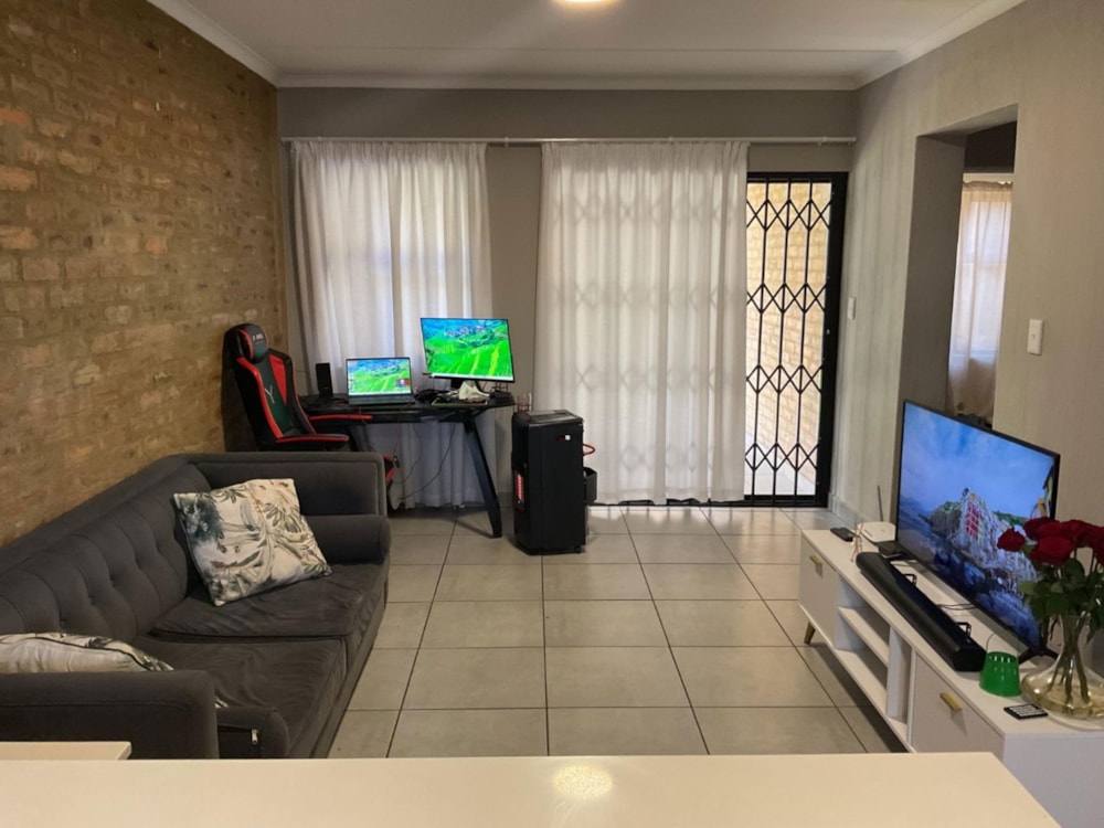 Apartment for sale in Pomona - KTP1740576 Apartment for sale in Pomona - KTP1740576