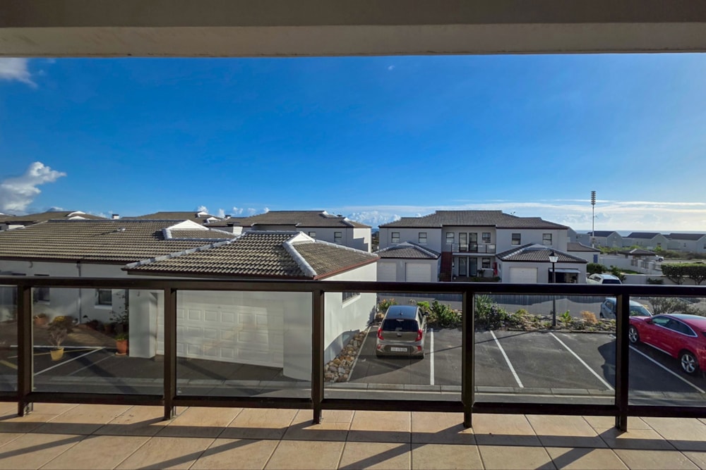 Apartment for sale in Big Bay - 1TV1739147