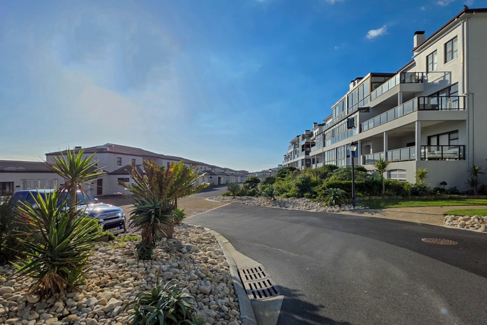 Apartment for sale in Big Bay - 1TV1739147