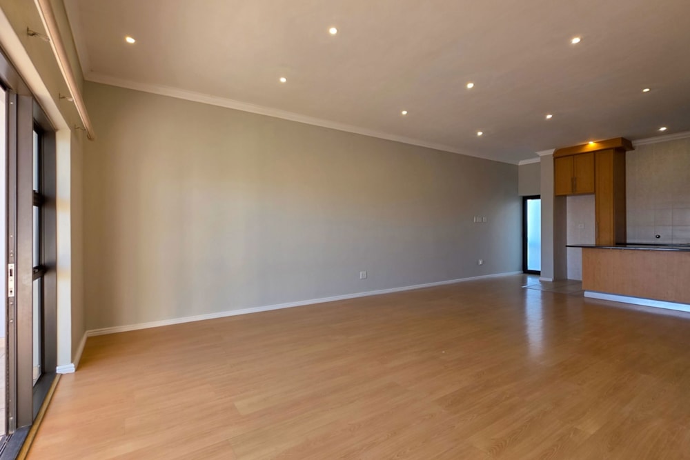 Apartment for sale in Big Bay - 1TV1739147