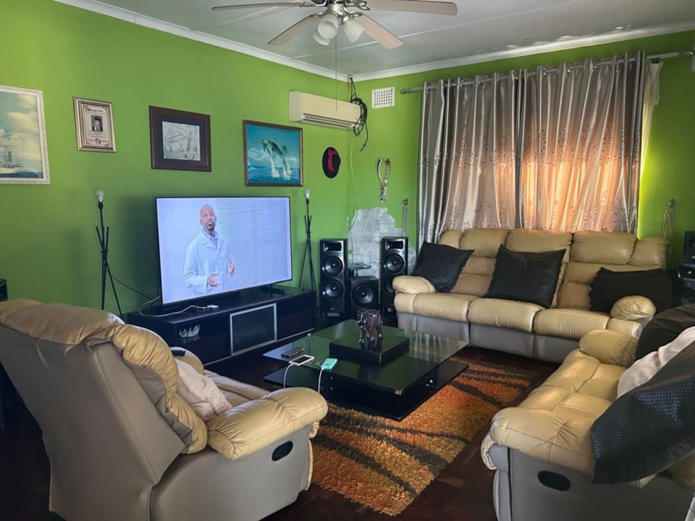 House for sale in Glenmore - 1DA1739874