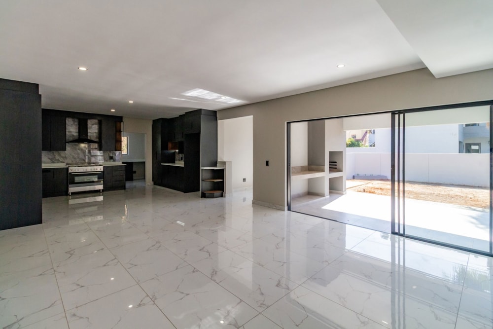 Security estate home for sale in Melodie - 1HR1741102