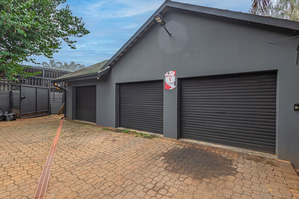 House for sale in Van Riebeeck Park, Kempton Park - KTP1739101 House for sale in Van Riebeeck Park, Kempton Park - KTP1739101