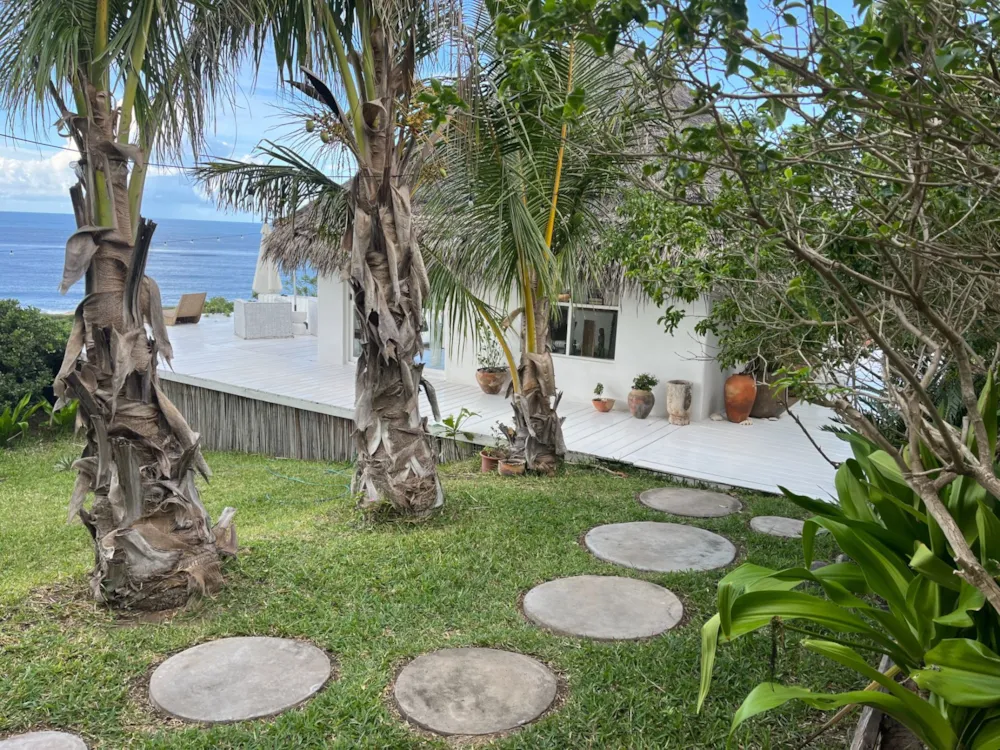 Beach resort for sale in Tofo, Mozambique - 3MQ1723597 Beach resort for sale in Tofo, Mozambique - 3MQ1723597