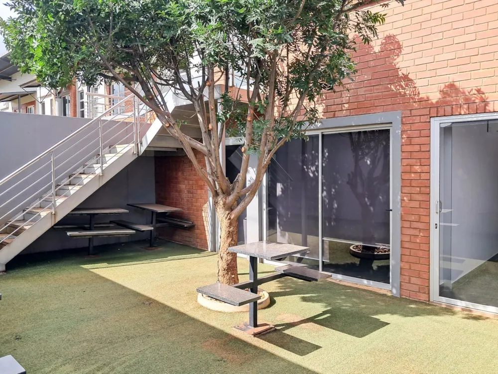 Commercial office to rent in Melodie - 1HR1740916