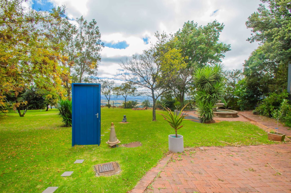 Smallholding for sale in Honingklip - 1KR1740453 Smallholding for sale in Honingklip - 1KR1740453
