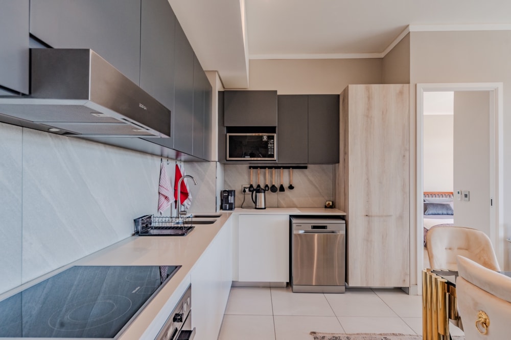 Apartment to rent in Menlyn - PTL1740244