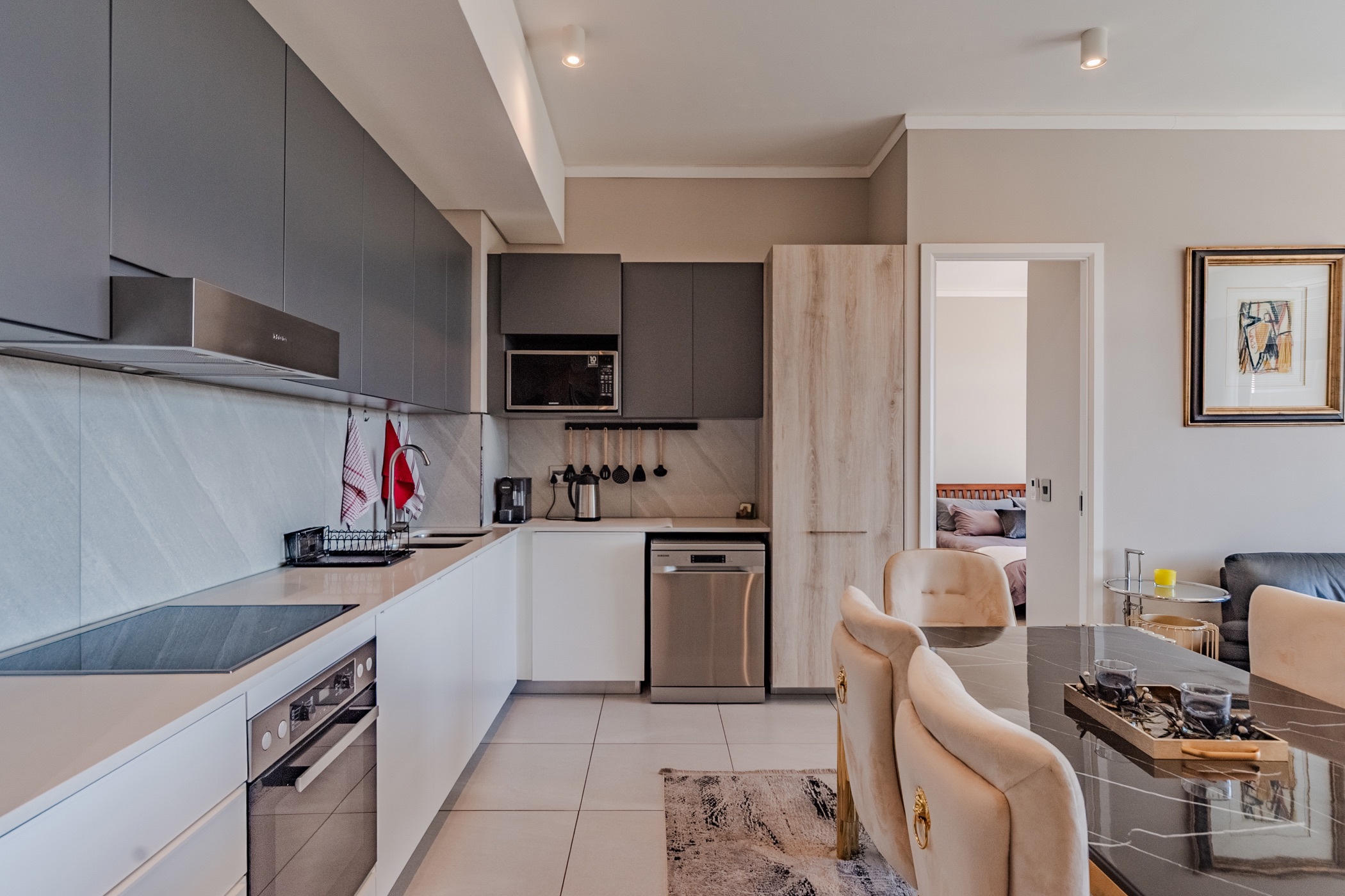 Apartment to rent in Menlyn - PTL1740244