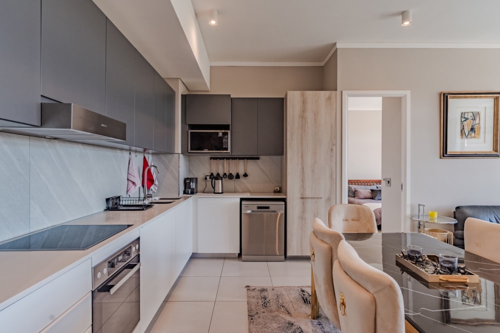Apartment to rent in Menlyn - PTL1740244