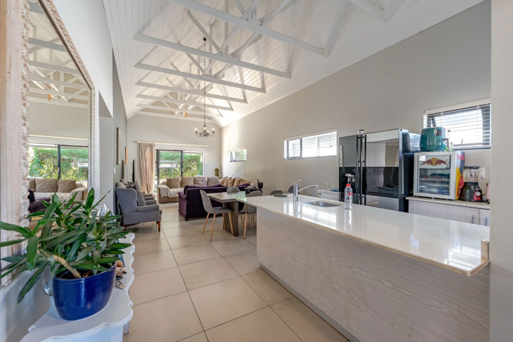 Townhouse for sale in Emberton Estate - 1KF1739128