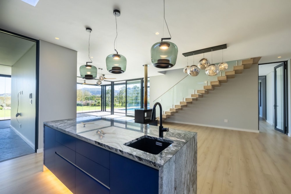 Security estate home for sale in Val de Vie Estate - VLV1739083