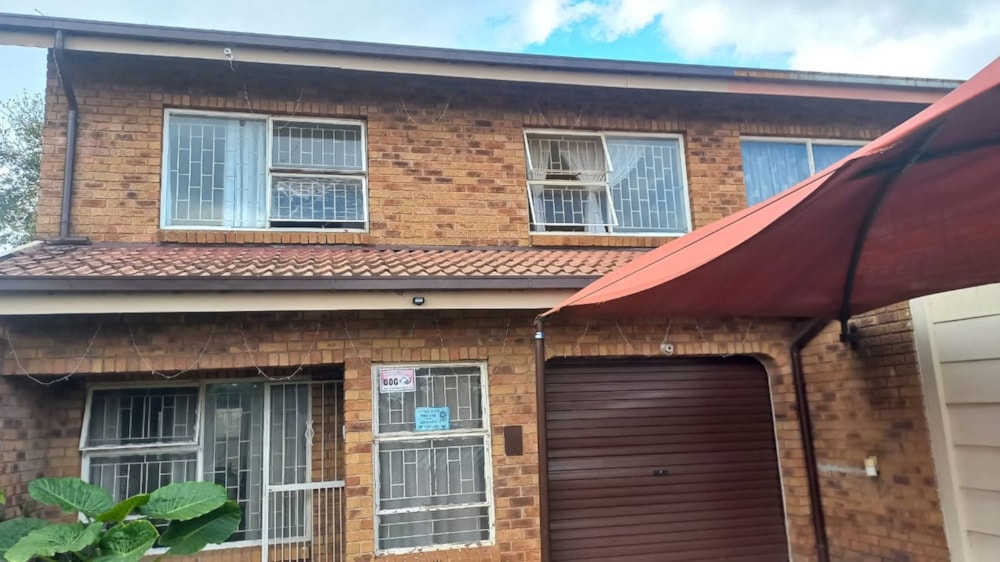 Townhouse for sale in Dersley - 1SP1738509 Townhouse for sale in Dersley - 1SP1738509