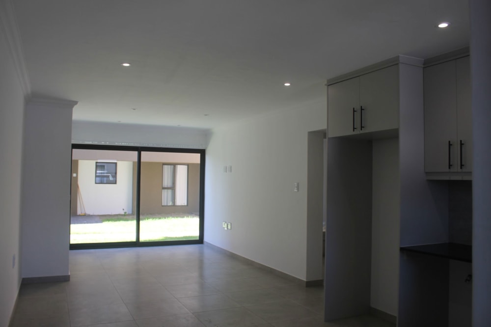 Apartment for sale in Saldanha Bay - LA1739697
