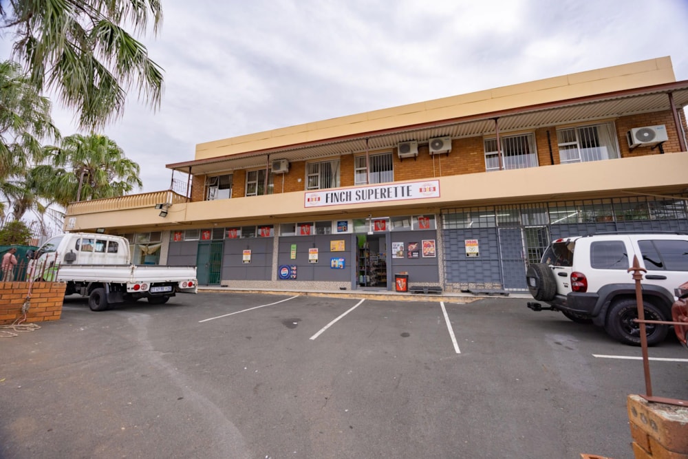 Commercial flats for sale in Reservoir Hills - 1WP1739563