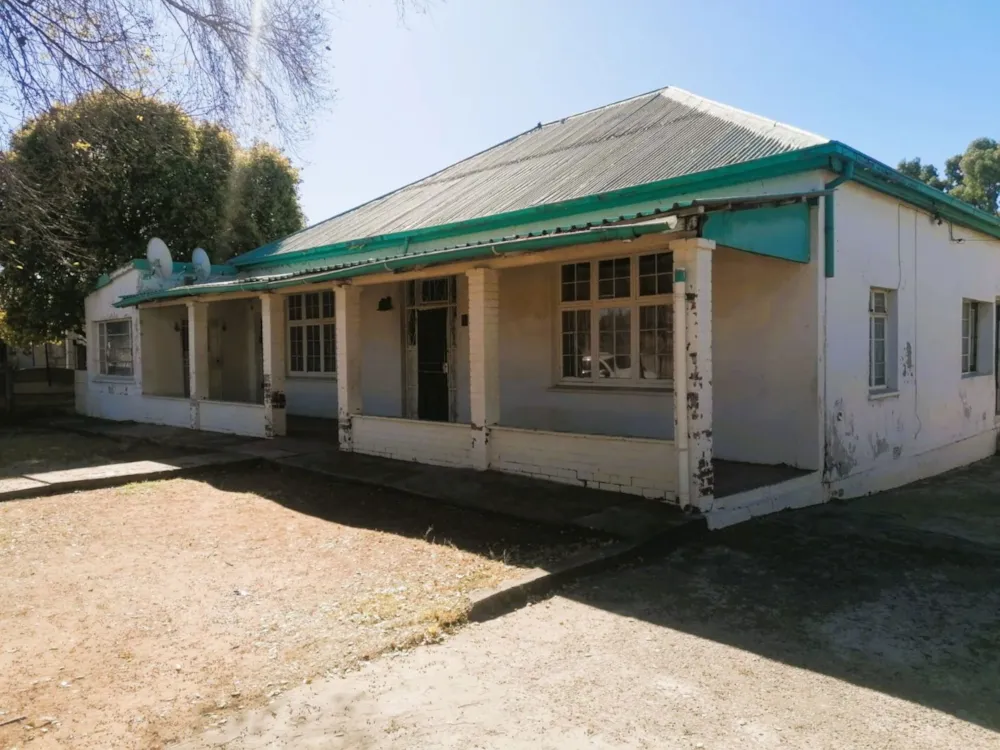 Residential complex for sale in Theunissen - 1BX1620301 Residential complex for sale in Theunissen - 1BX1620301