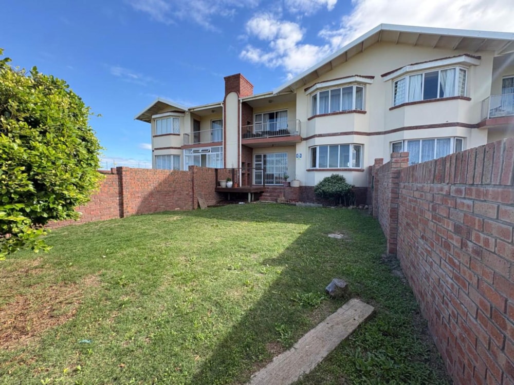 Apartment for sale in Bluewater Bay, Port Elizabeth, Gqeberha - 1PLZ1740555