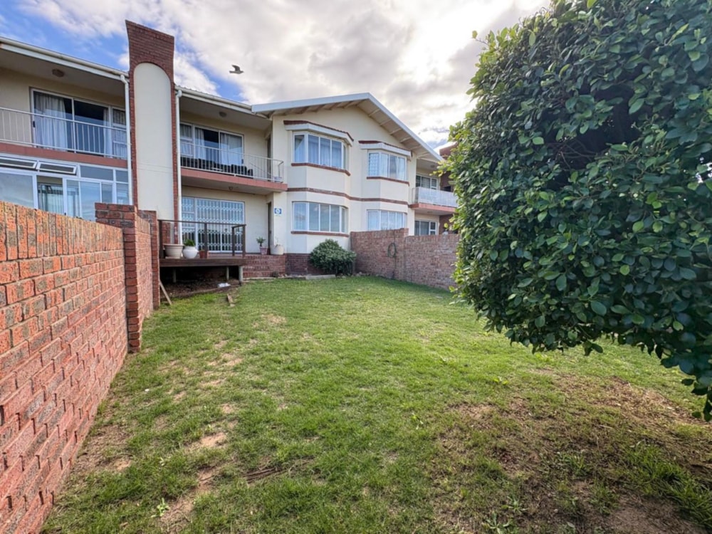 Apartment for sale in Bluewater Bay, Port Elizabeth, Gqeberha - 1PLZ1740555