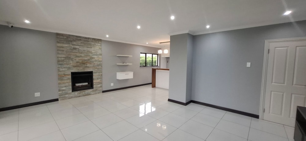 House to rent in Waterfall, Upper Highway - 1KF1732834