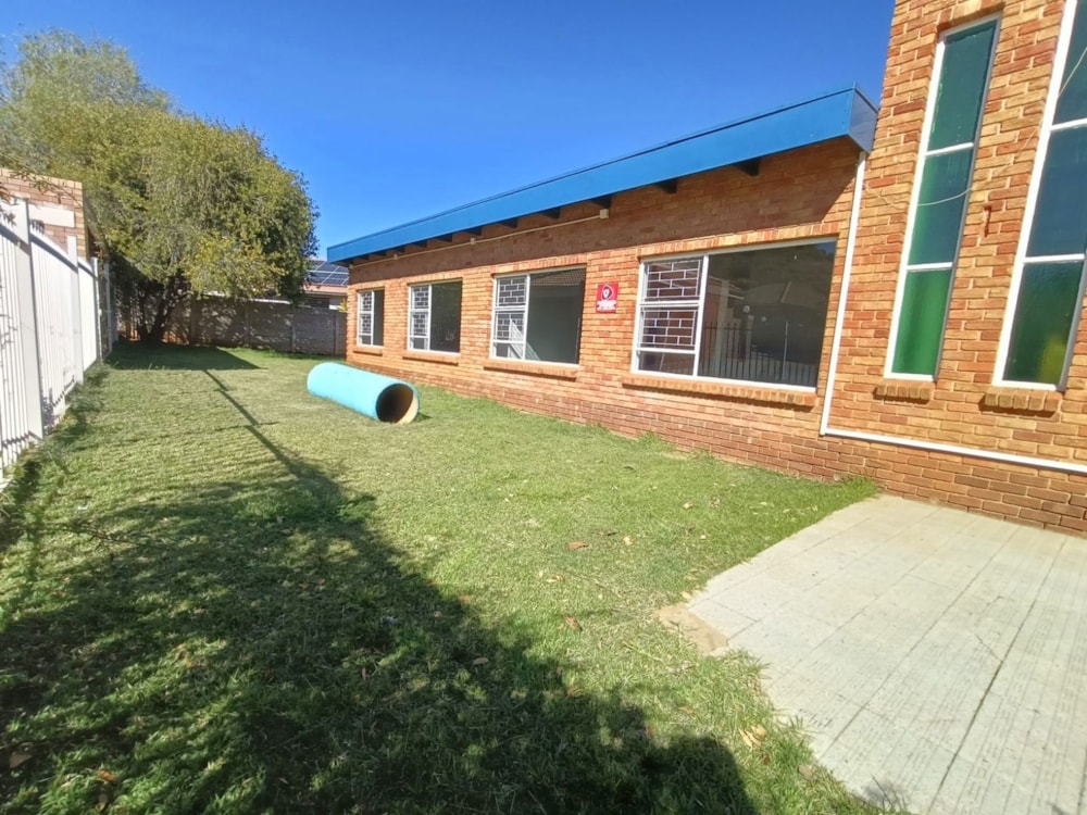 Commercial Building to rent in Langenhovenpark - 1BX1736306 Commercial Building to rent in Langenhovenpark - 1BX1736306