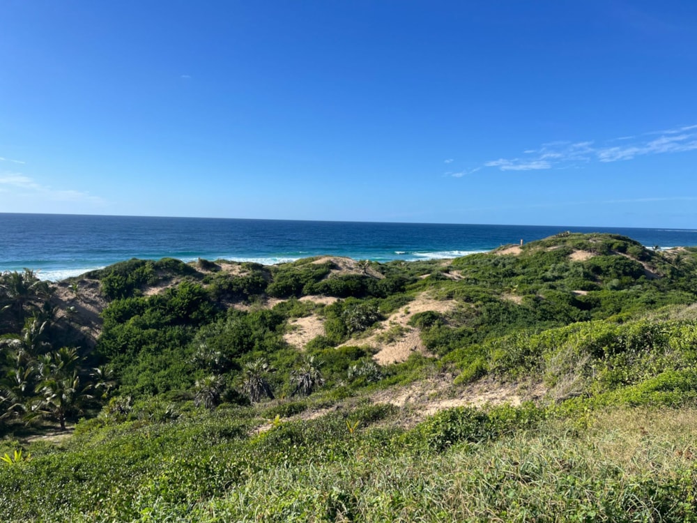 Vacant land for investment in Praia da Barra, Mozambique - 3MQ1639045