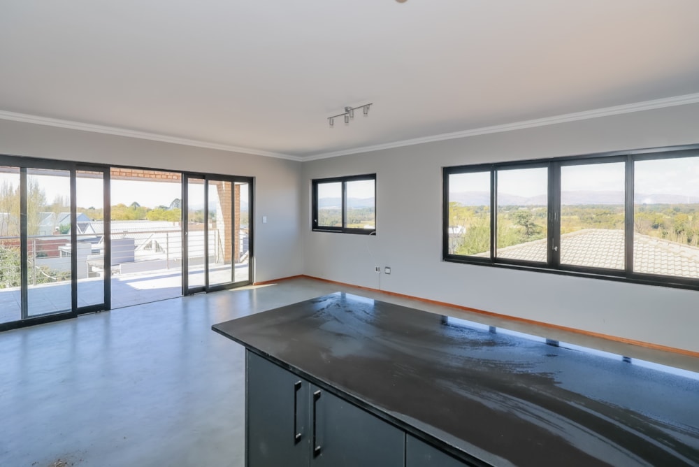Golf estate house for sale in Magalies Golf Estate - 1HR1739914 Golf estate house for sale in Magalies Golf Estate - 1HR1739914