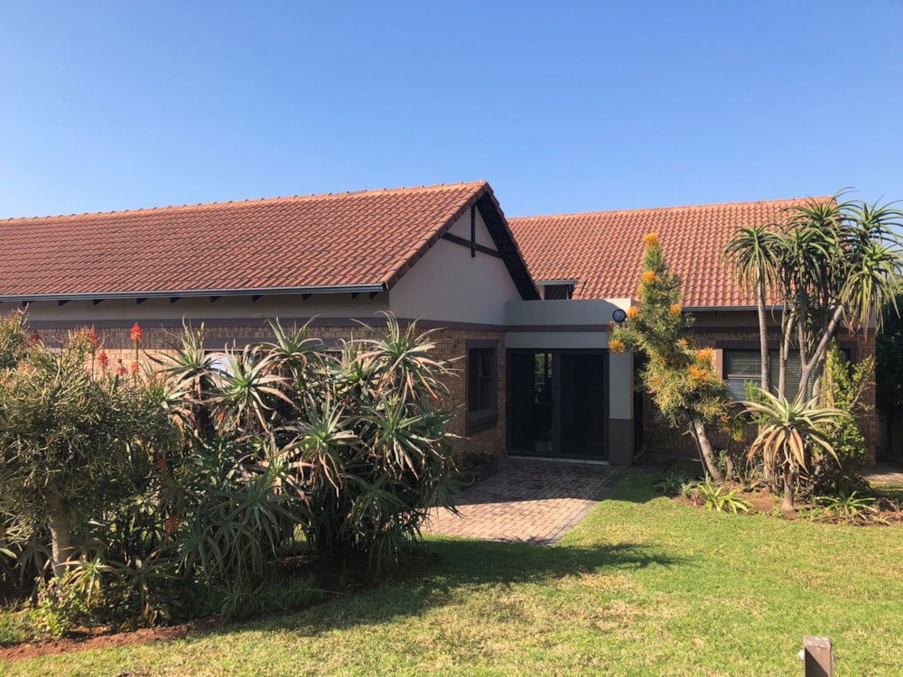 Double-storey house for sale in Bateleur Estate - 1NS1741007