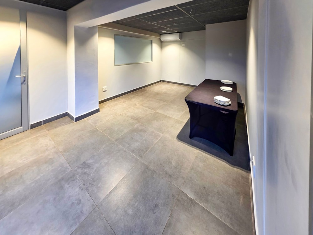 Commercial office to rent in Melodie - 1HR1740917