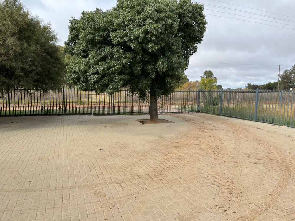 Smallholding to rent in Kwaggafontein - 1BX1739731