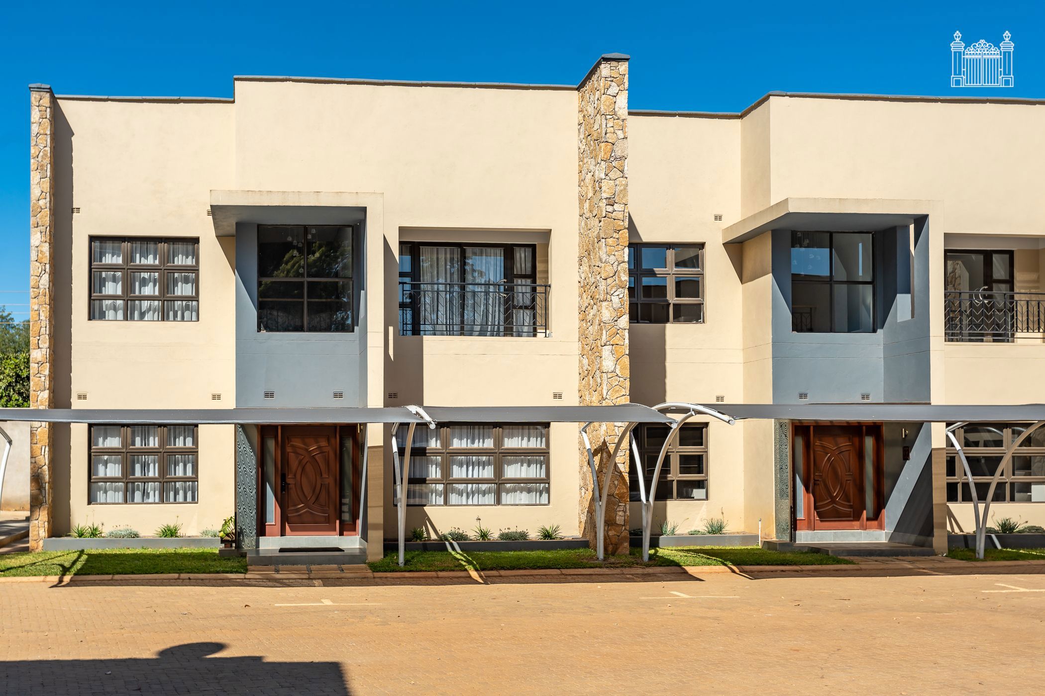 Security complex home for sale in Mount Pleasant, Zimbabwe - 3ZB1667650